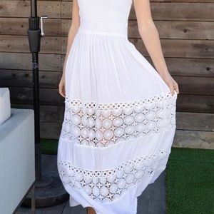 White Sleeveless Maxi Dress
